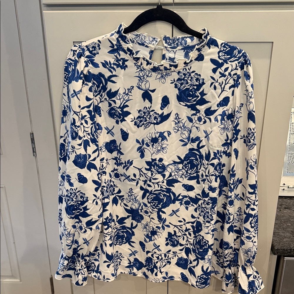 Floral Blue and White Women's Top